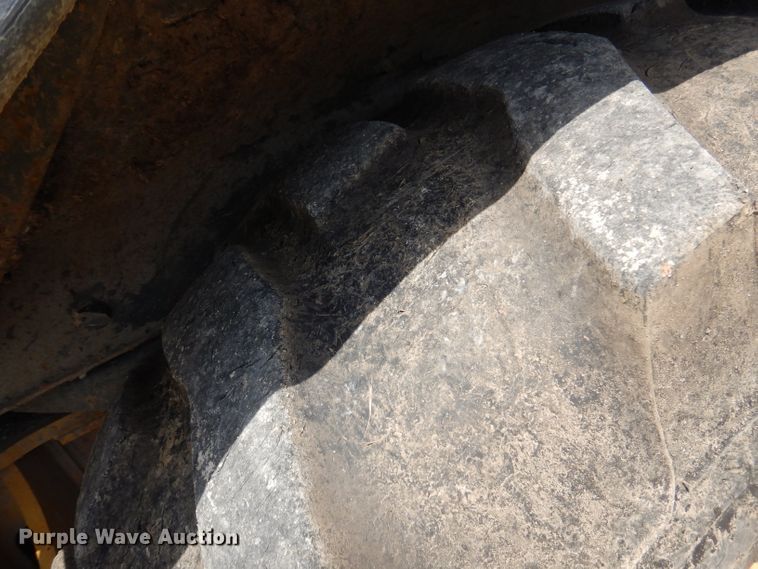 image for item DA5295 2004 John Deere 410G  backhoe