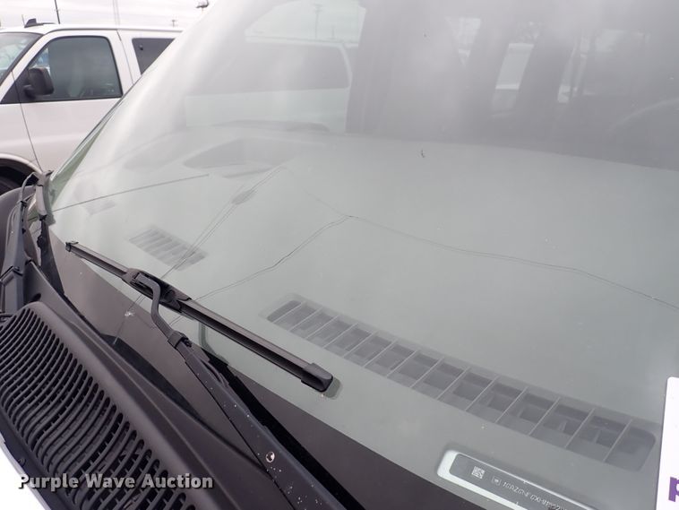 image for item DC1492 2017 Chevrolet G3500  van