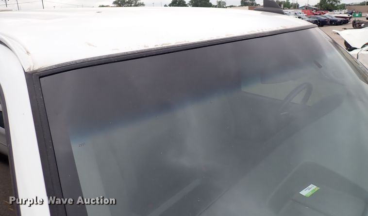 image for item DC1492 2017 Chevrolet G3500  van