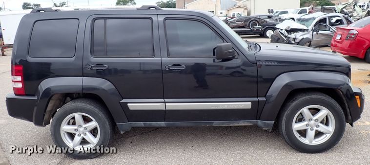 image for item DC1495 2011 Jeep Liberty  SUV