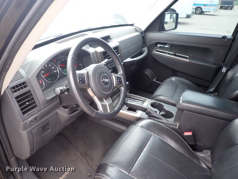 image for item DC1495 2011 Jeep Liberty  SUV