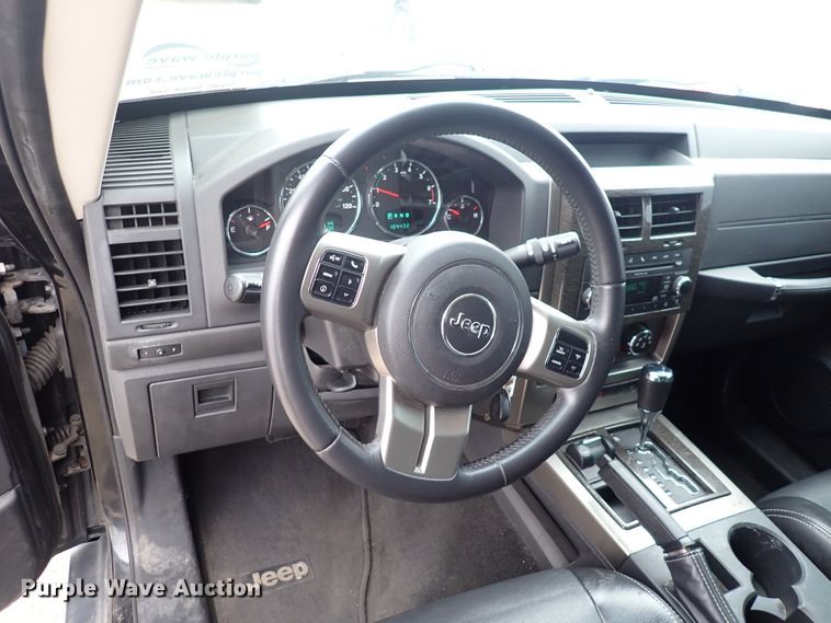 image for item DC1495 2011 Jeep Liberty  SUV