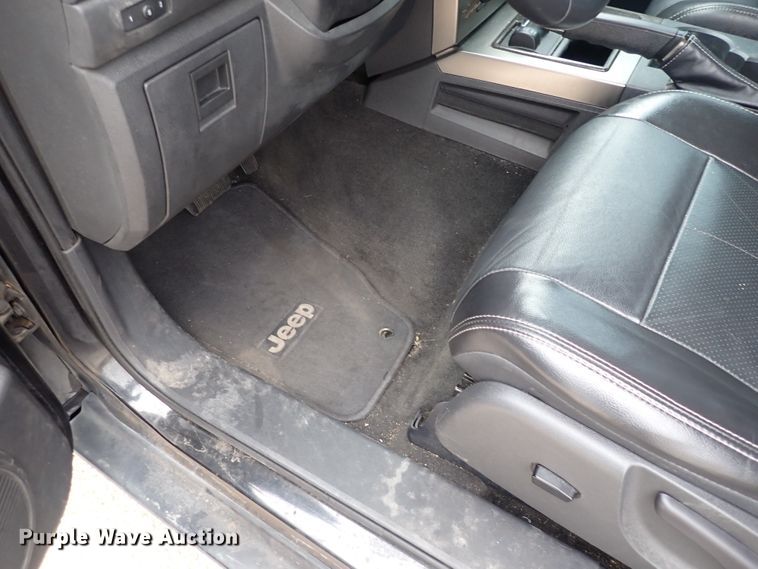 image for item DC1495 2011 Jeep Liberty  SUV