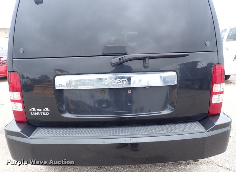 image for item DC1495 2011 Jeep Liberty  SUV