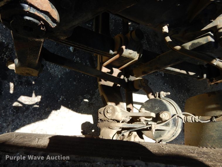 image for item DC2095 2001 Mack CH613  semi truck