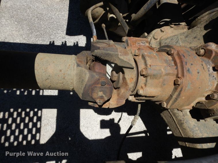 image for item DC2095 2001 Mack CH613  semi truck