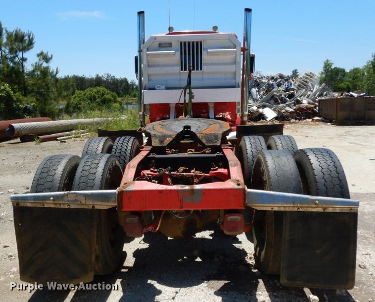 image for item DC2096 1997 Peterbilt 379  semi truck