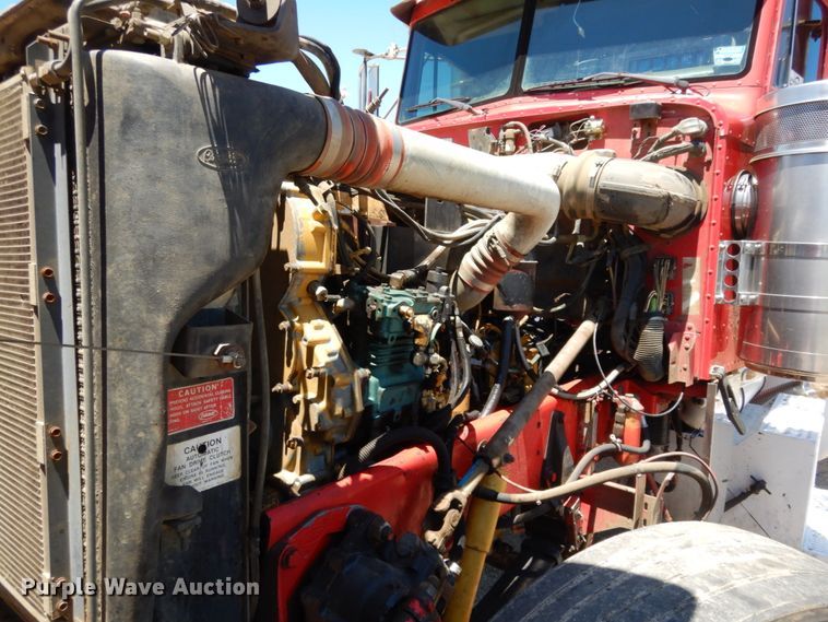 image for item DC2096 1997 Peterbilt 379  semi truck