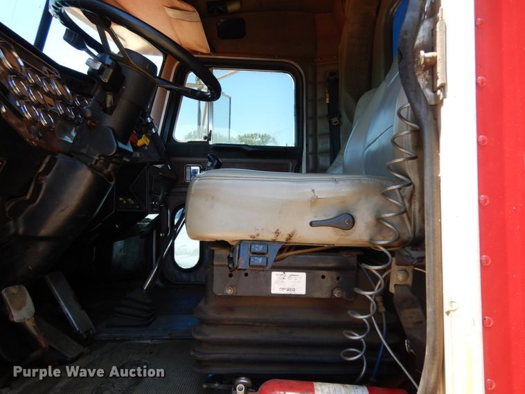 image for item DC2096 1997 Peterbilt 379  semi truck