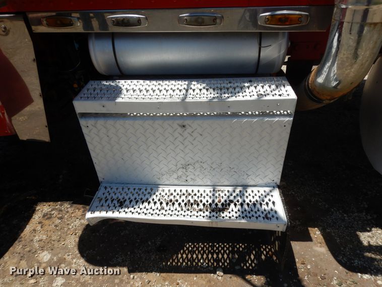 image for item DC2096 1997 Peterbilt 379  semi truck