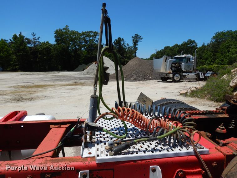 image for item DC2096 1997 Peterbilt 379  semi truck