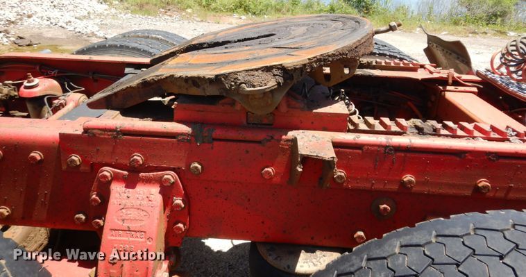 image for item DC2096 1997 Peterbilt 379  semi truck