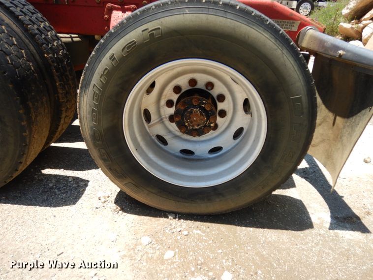 image for item DC2096 1997 Peterbilt 379  semi truck