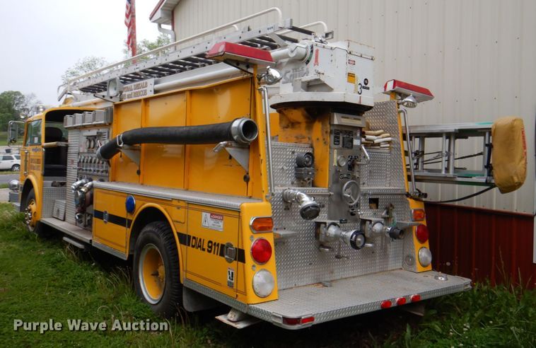 image for item DE8449 1978 American Lafrance  ladder fire truck