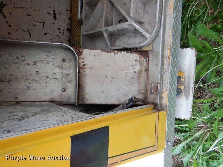 image for item DE8449 1978 American Lafrance  ladder fire truck