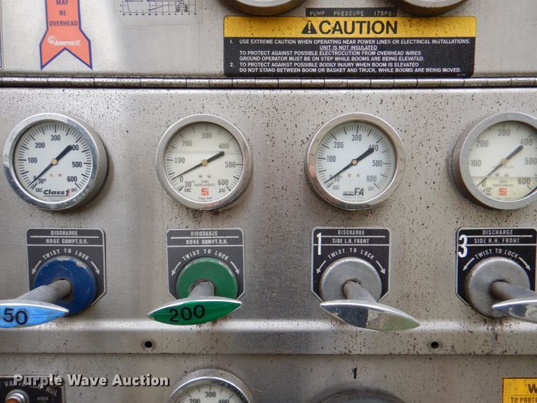 image for item DE8449 1978 American Lafrance  ladder fire truck