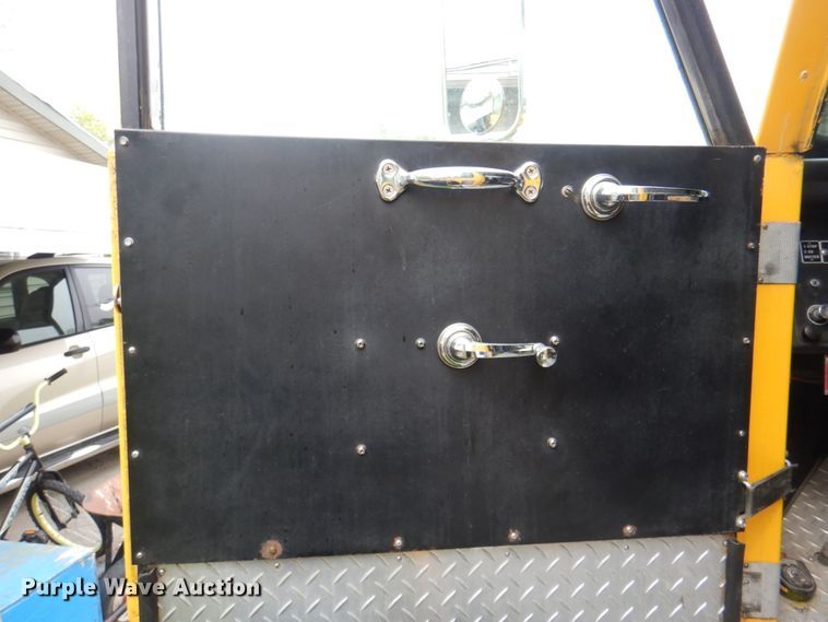 image for item DE8449 1978 American Lafrance  ladder fire truck