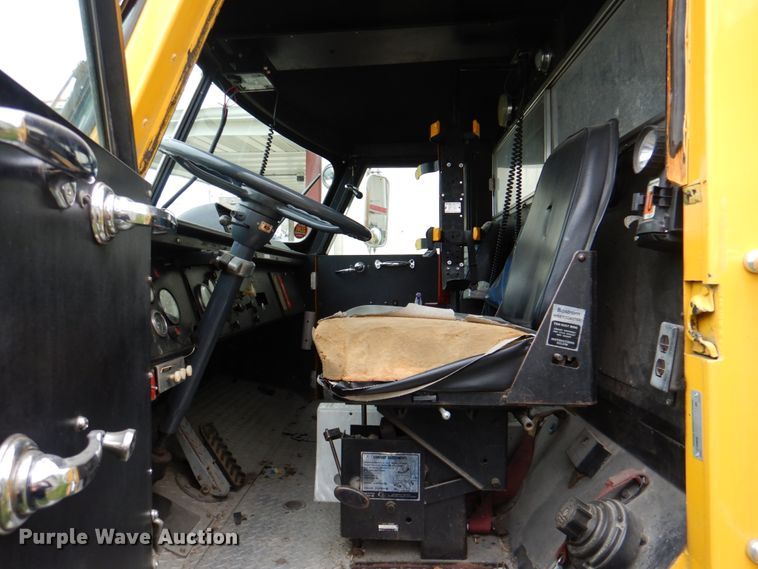 image for item DE8449 1978 American Lafrance  ladder fire truck