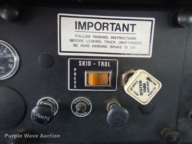 image for item DE8449 1978 American Lafrance  ladder fire truck