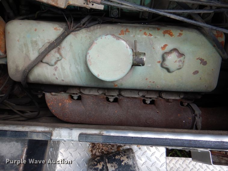 image for item DE8449 1978 American Lafrance  ladder fire truck