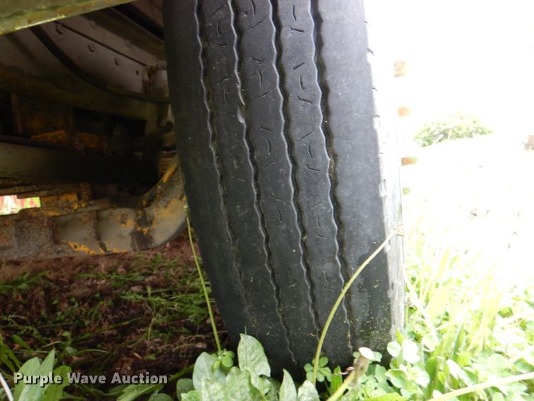 image for item DE8449 1978 American Lafrance  ladder fire truck