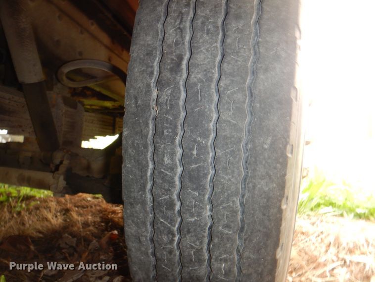 image for item DE8449 1978 American Lafrance  ladder fire truck