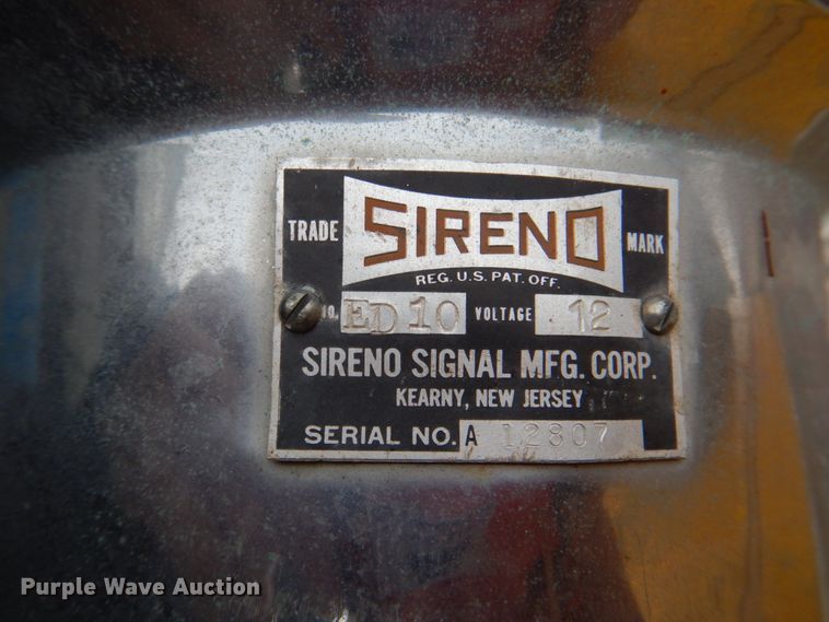 image for item DE8449 1978 American Lafrance  ladder fire truck