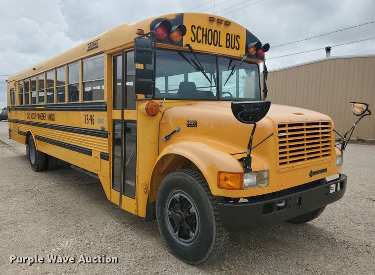 image for item DI4781 1996 International Thomas  school bus