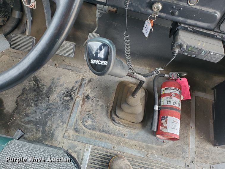 image for item DI4781 1996 International Thomas  school bus