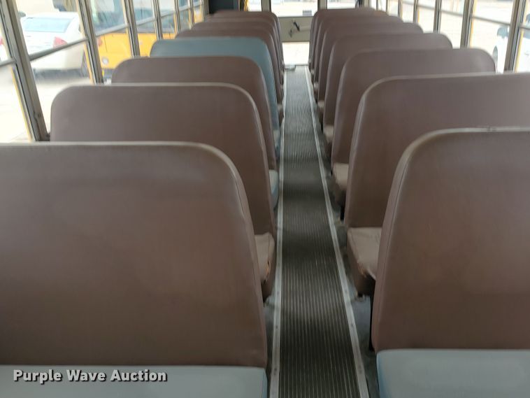 image for item DI4781 1996 International Thomas  school bus