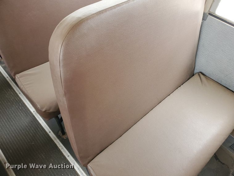 image for item DI4781 1996 International Thomas  school bus