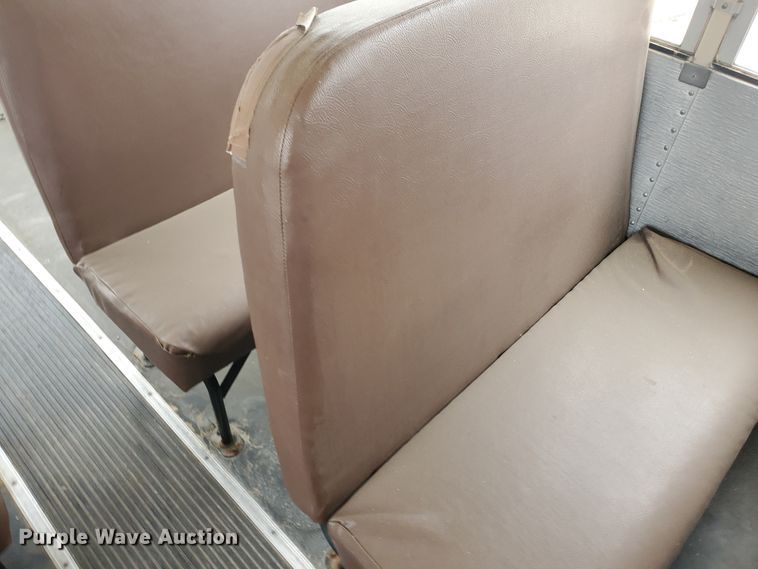 image for item DI4781 1996 International Thomas  school bus