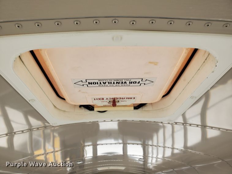 image for item DI4781 1996 International Thomas  school bus