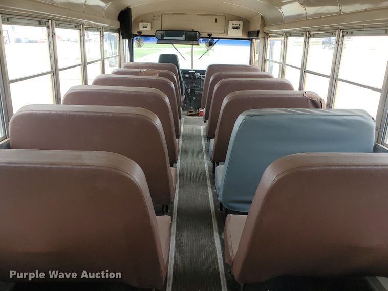 image for item DI4781 1996 International Thomas  school bus