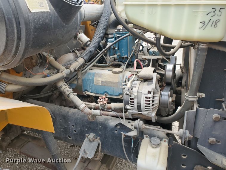 image for item DI4781 1996 International Thomas  school bus