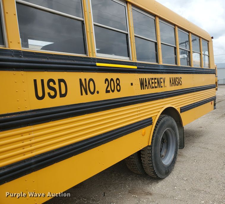 image for item DI4781 1996 International Thomas  school bus