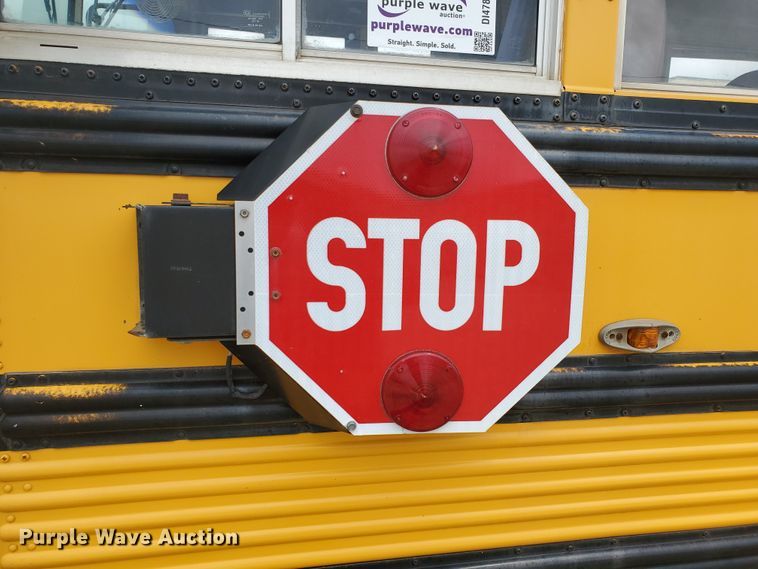 image for item DI4781 1996 International Thomas  school bus