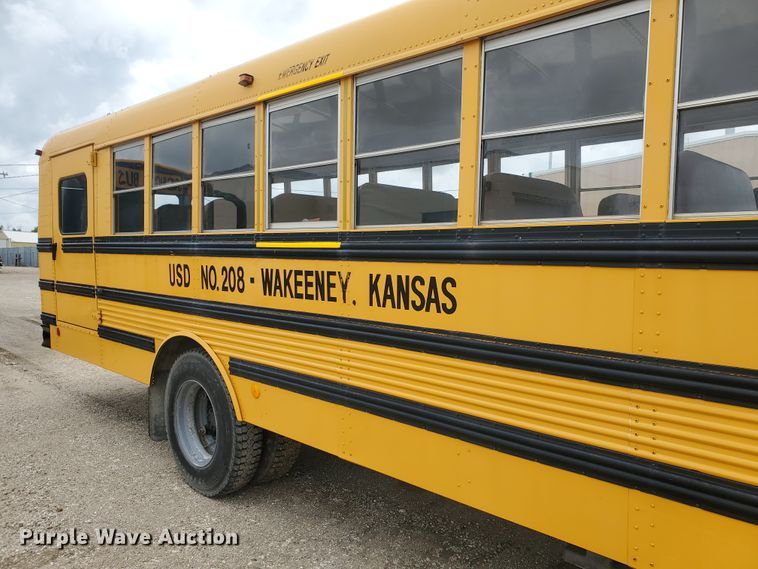image for item DI4781 1996 International Thomas  school bus