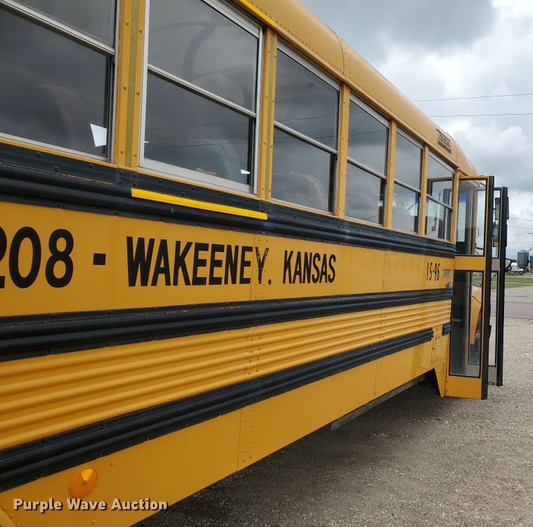 image for item DI4781 1996 International Thomas  school bus