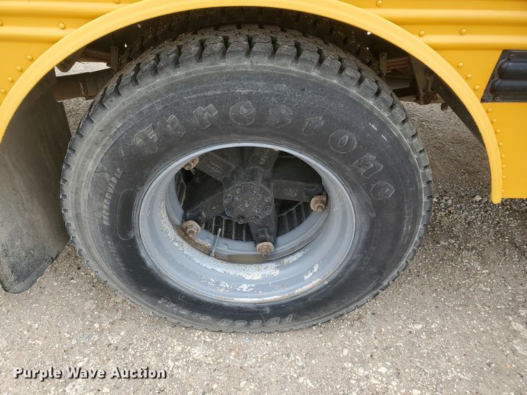 image for item DI4781 1996 International Thomas  school bus