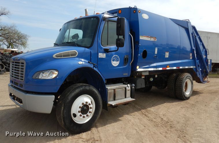 image for item DI6570 2011 Freightliner Business Class M2  refuse truck