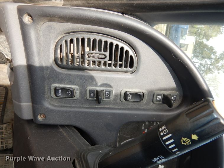 image for item DI6570 2011 Freightliner Business Class M2  refuse truck