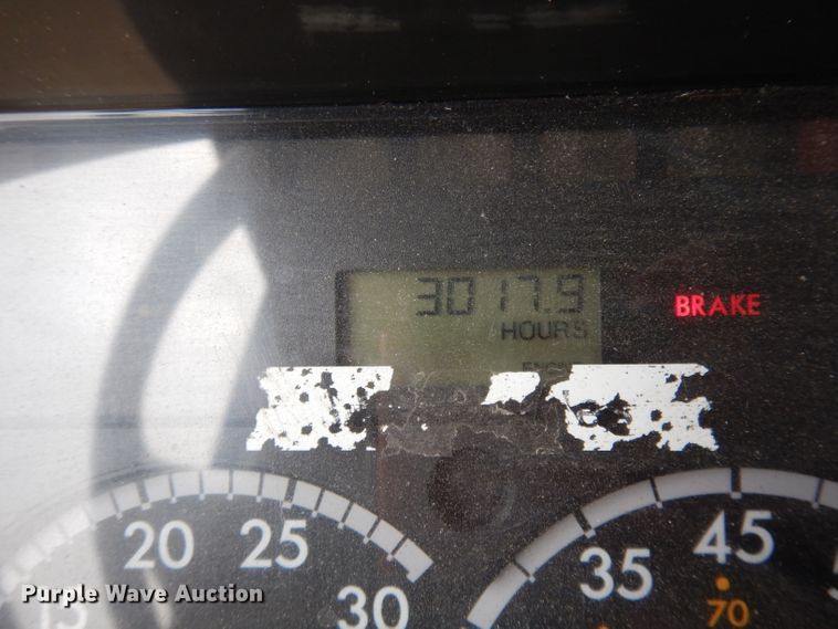 image for item DI6570 2011 Freightliner Business Class M2  refuse truck