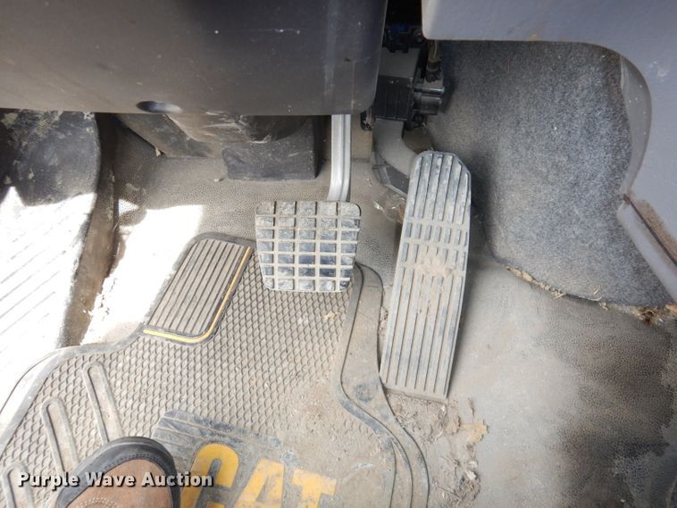 image for item DI6570 2011 Freightliner Business Class M2  refuse truck