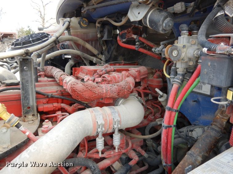 image for item DI6570 2011 Freightliner Business Class M2  refuse truck