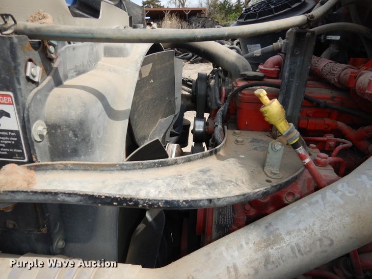 image for item DI6570 2011 Freightliner Business Class M2  refuse truck