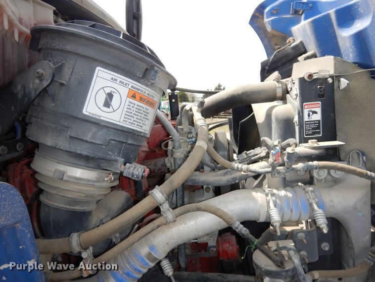 image for item DI6570 2011 Freightliner Business Class M2  refuse truck