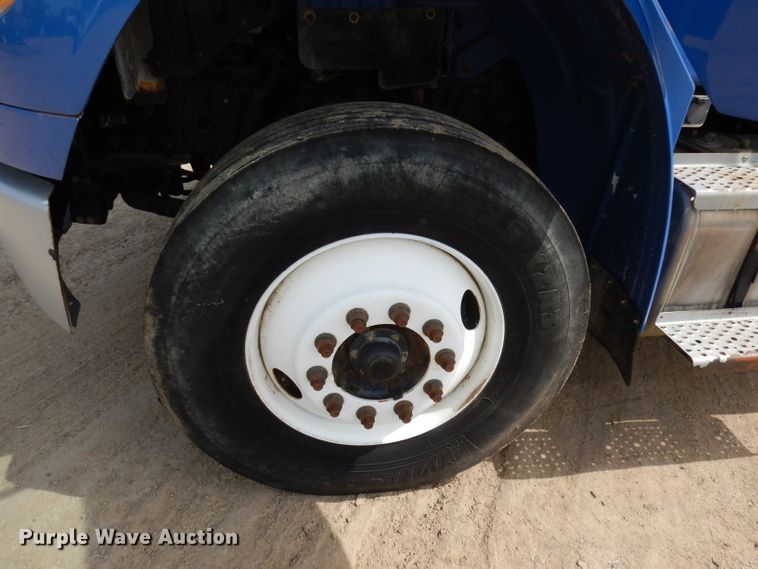 image for item DI6570 2011 Freightliner Business Class M2  refuse truck