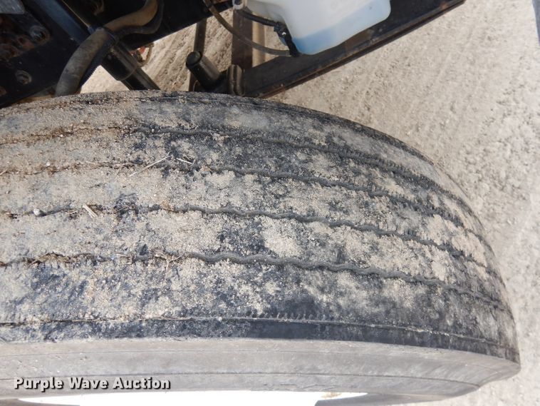 image for item DI6570 2011 Freightliner Business Class M2  refuse truck