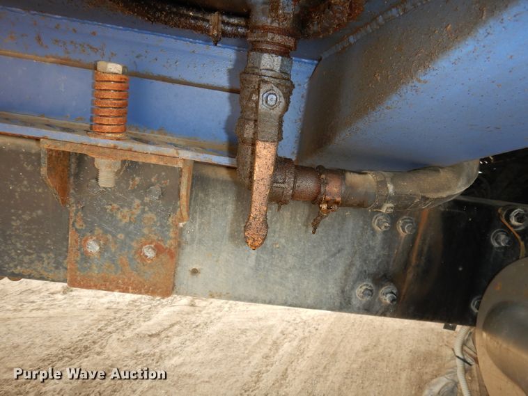 image for item DI6570 2011 Freightliner Business Class M2  refuse truck